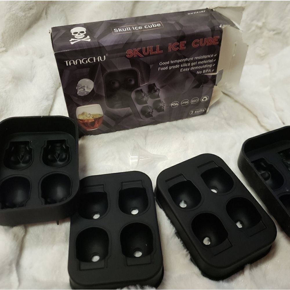 Ice Cube Maker  - Picture 3 of 8